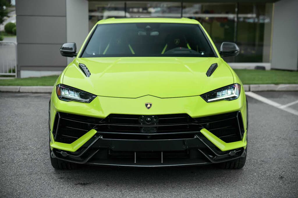 2024 Lamborghini Urus Performante AWD photo 2