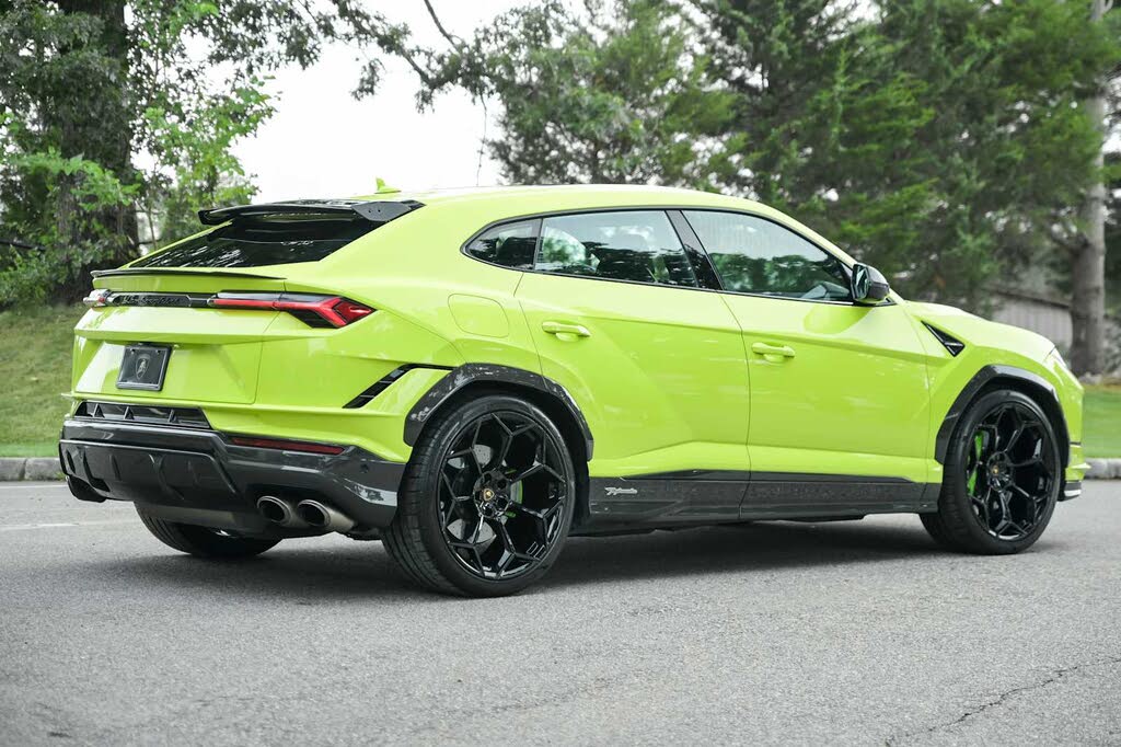 2024 Lamborghini Urus Performante AWD photo 12