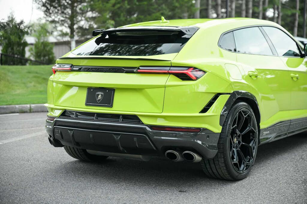2024 Lamborghini Urus Performante AWD photo 13
