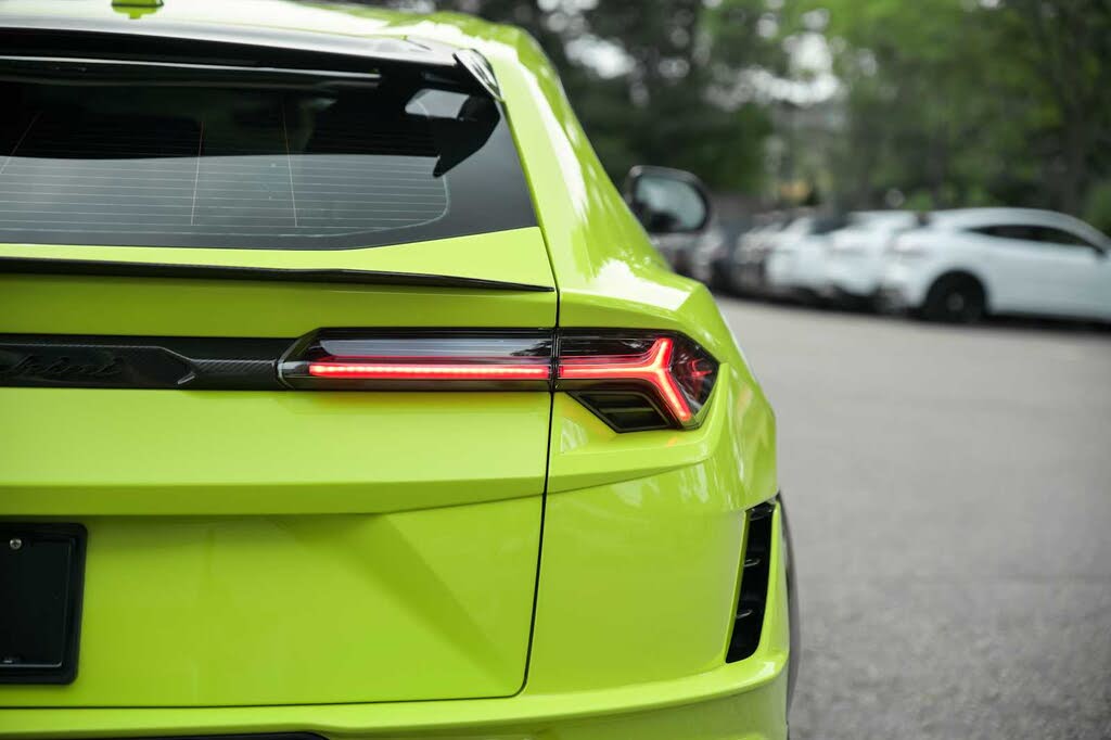 2024 Lamborghini Urus Performante AWD photo 14