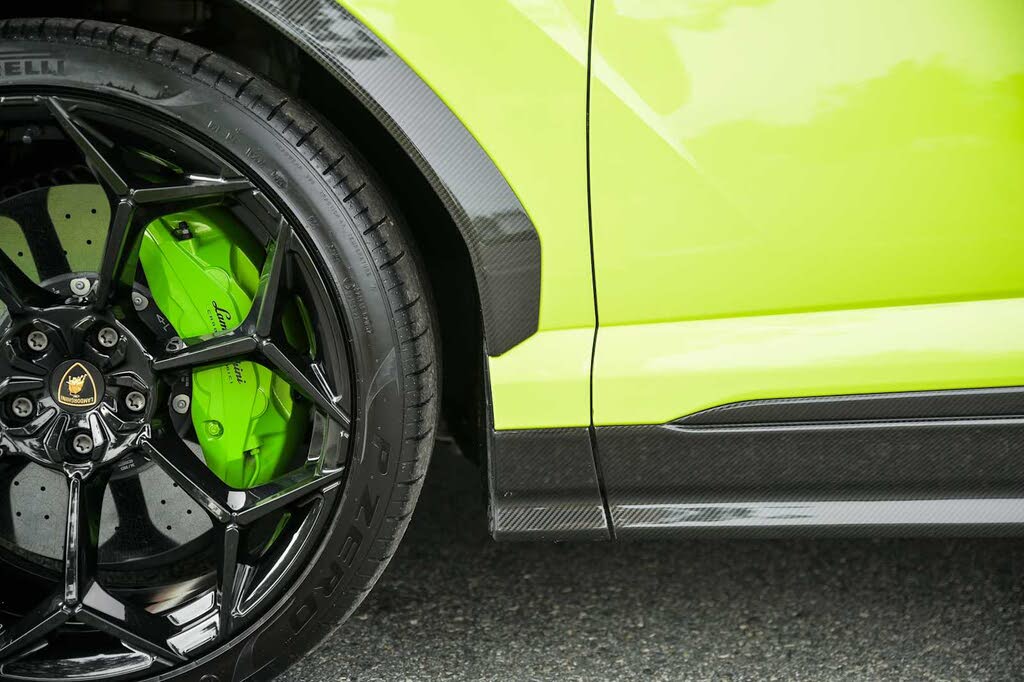 2024 Lamborghini Urus Performante AWD photo 24