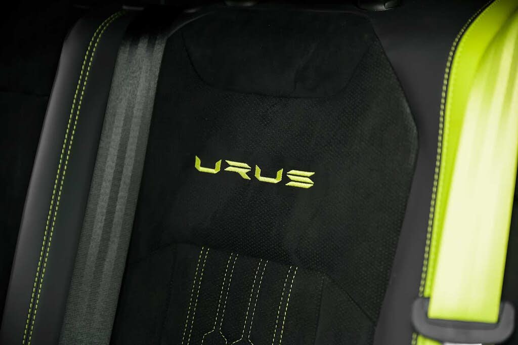 2024 Lamborghini Urus Performante AWD photo 7