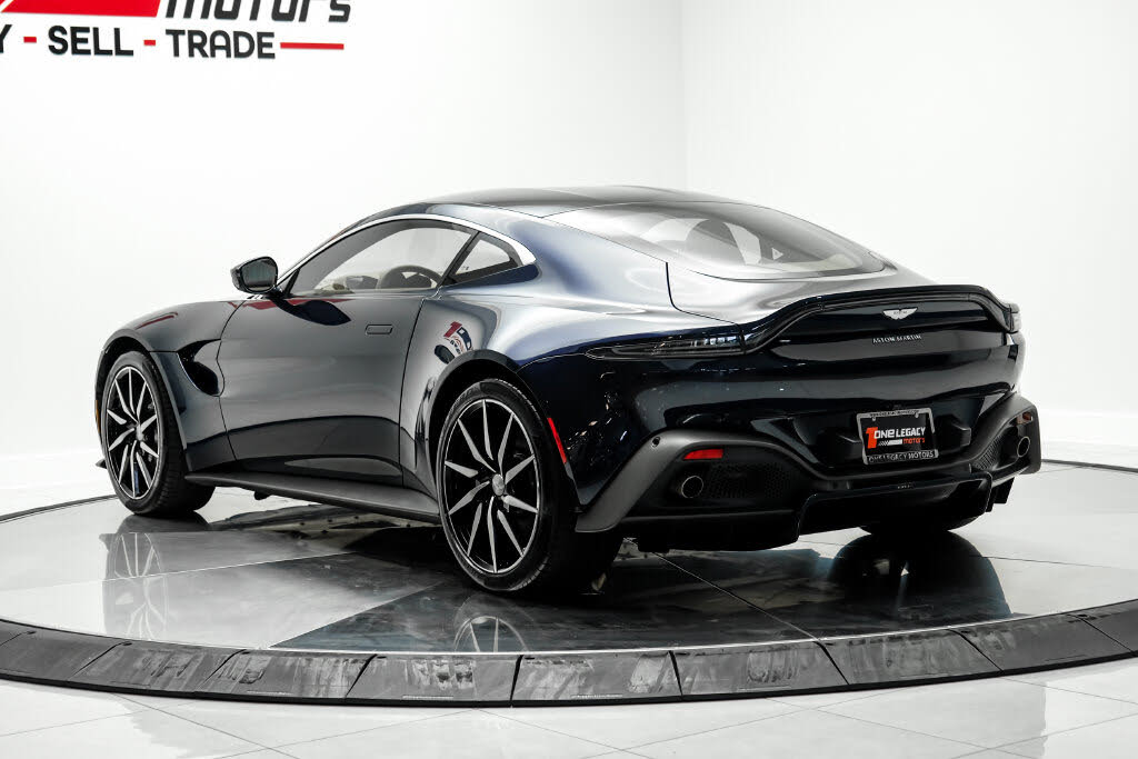 2020 Aston Martin Vantage RWD photo 11