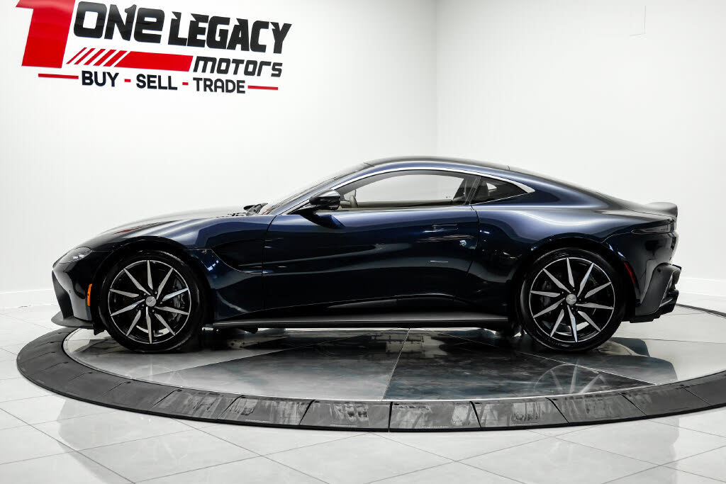 2020 Aston Martin Vantage RWD photo 12