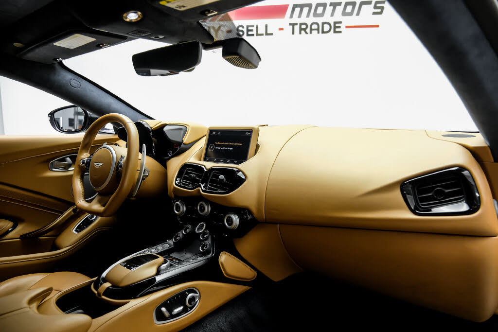 2020 Aston Martin Vantage RWD photo 15