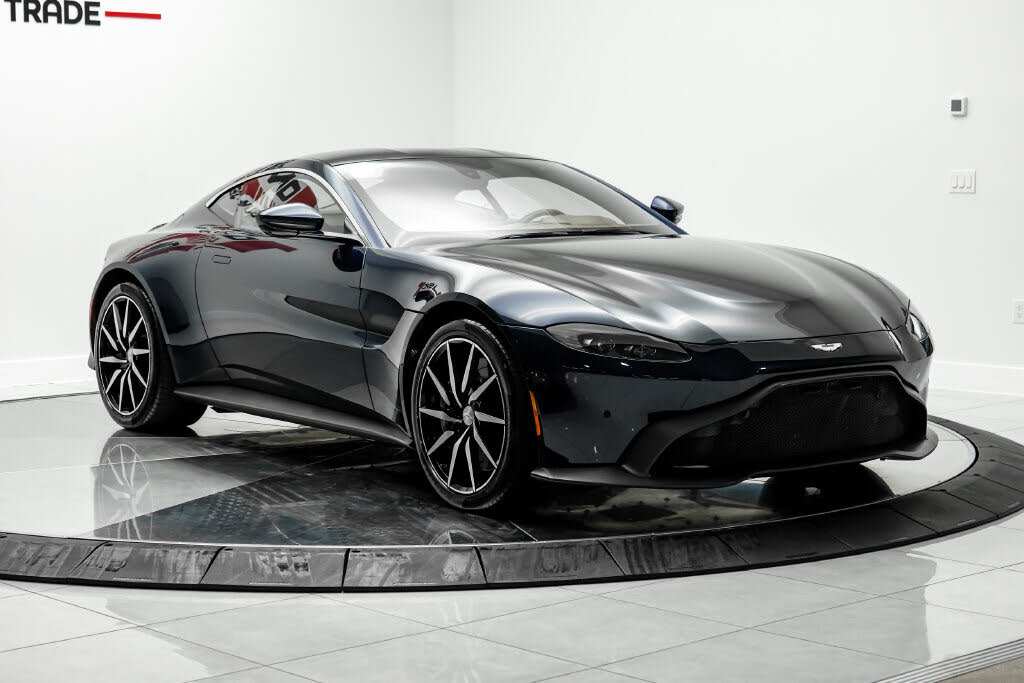 2020 Aston Martin Vantage RWD photo 3