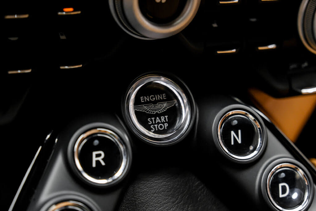 2020 Aston Martin Vantage RWD photo 22