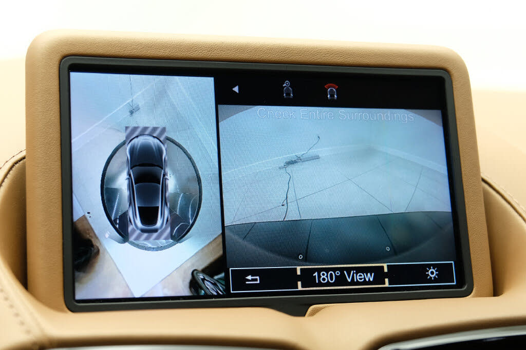 2020 Aston Martin Vantage RWD photo 24