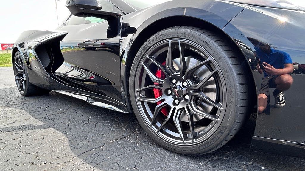 2024 Chevrolet Corvette Z06 3LZ Convertible RWD photo 11
