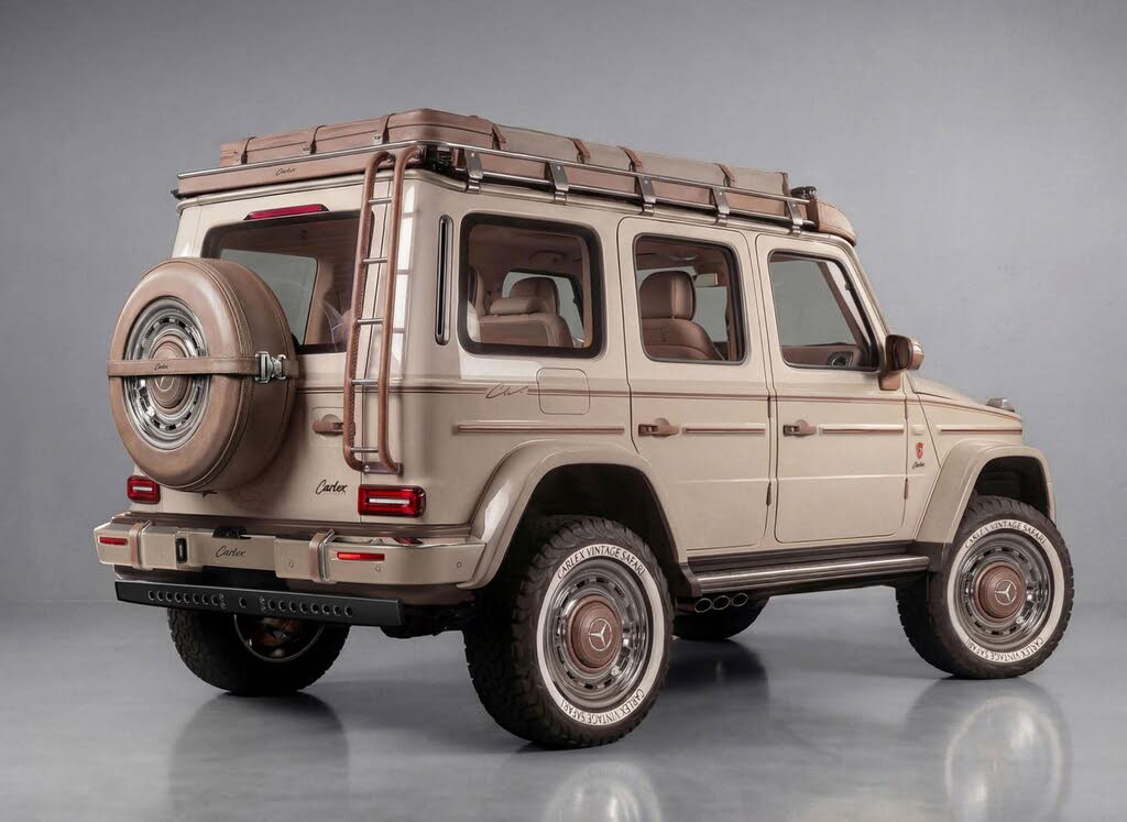 2027 Mercedes-Benz G-Class AMG G 63 4MATIC photo 12 of 16