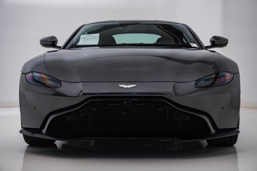 2019 Aston Martin Vantage RWD photo 5