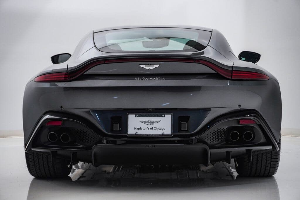 2019 Aston Martin Vantage RWD photo 7