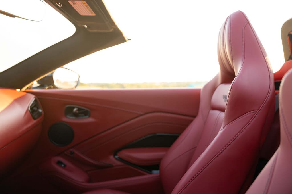 2023 Aston Martin Vantage photo 22