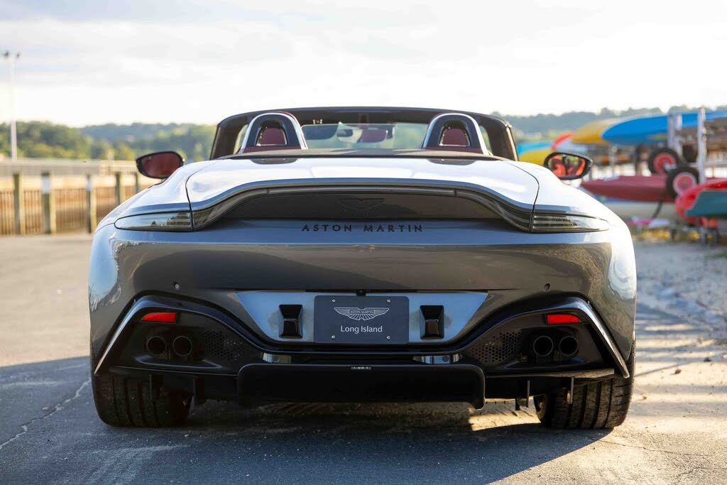 2023 Aston Martin Vantage photo 5