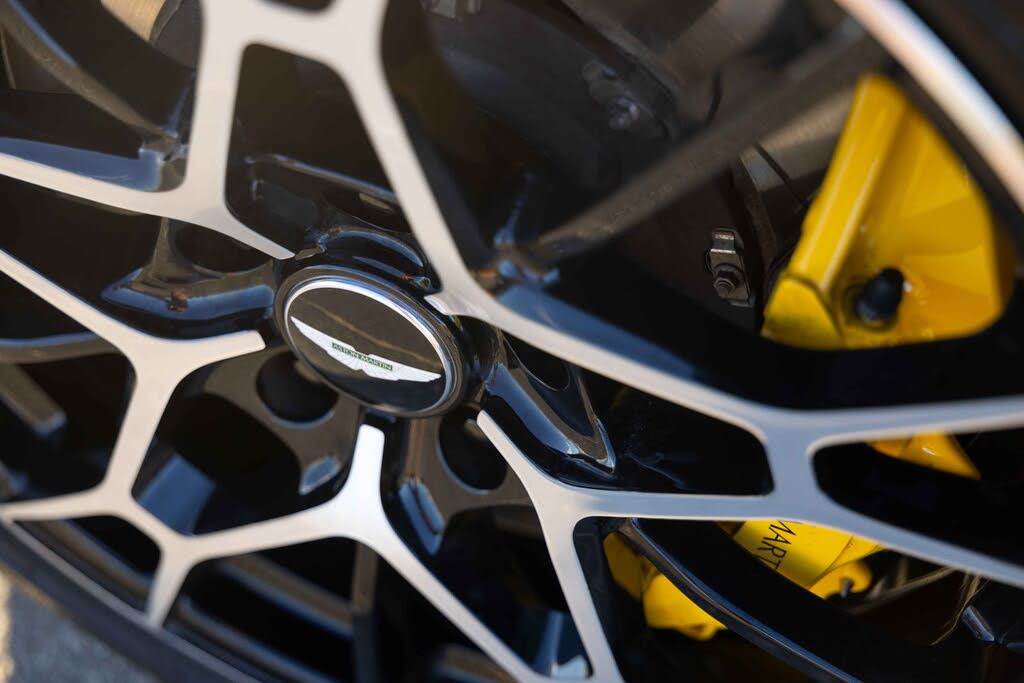 2023 Aston Martin Vantage photo 8