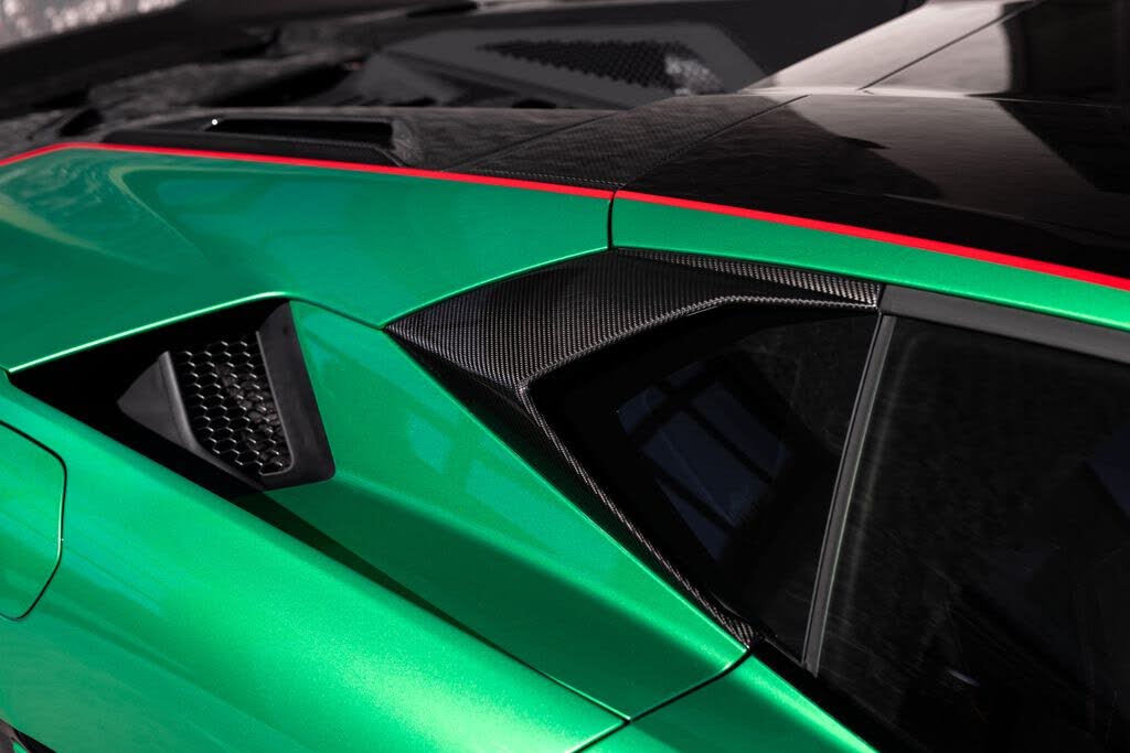 2026 Lamborghini Temerario AWD photo 13