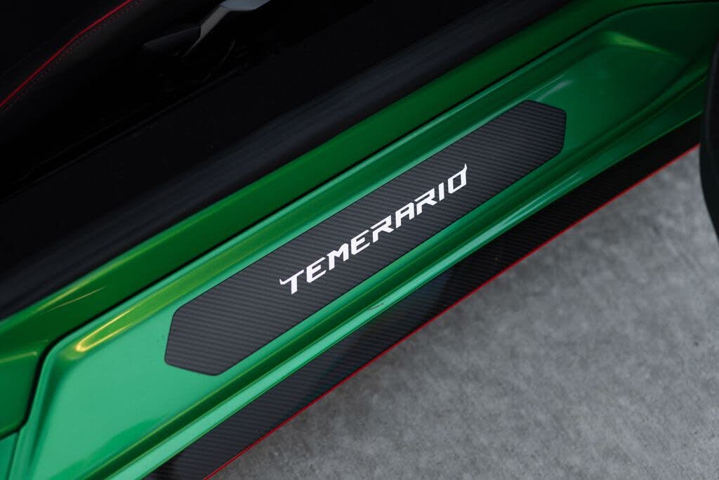 2026 Lamborghini Temerario AWD photo 16