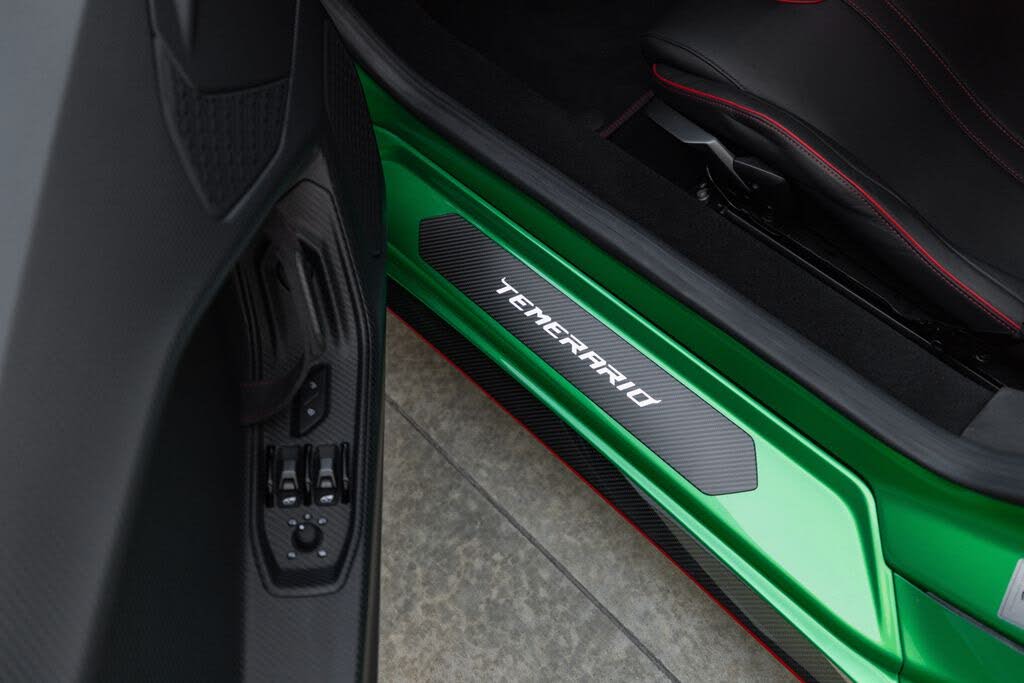 2026 Lamborghini Temerario AWD photo 22