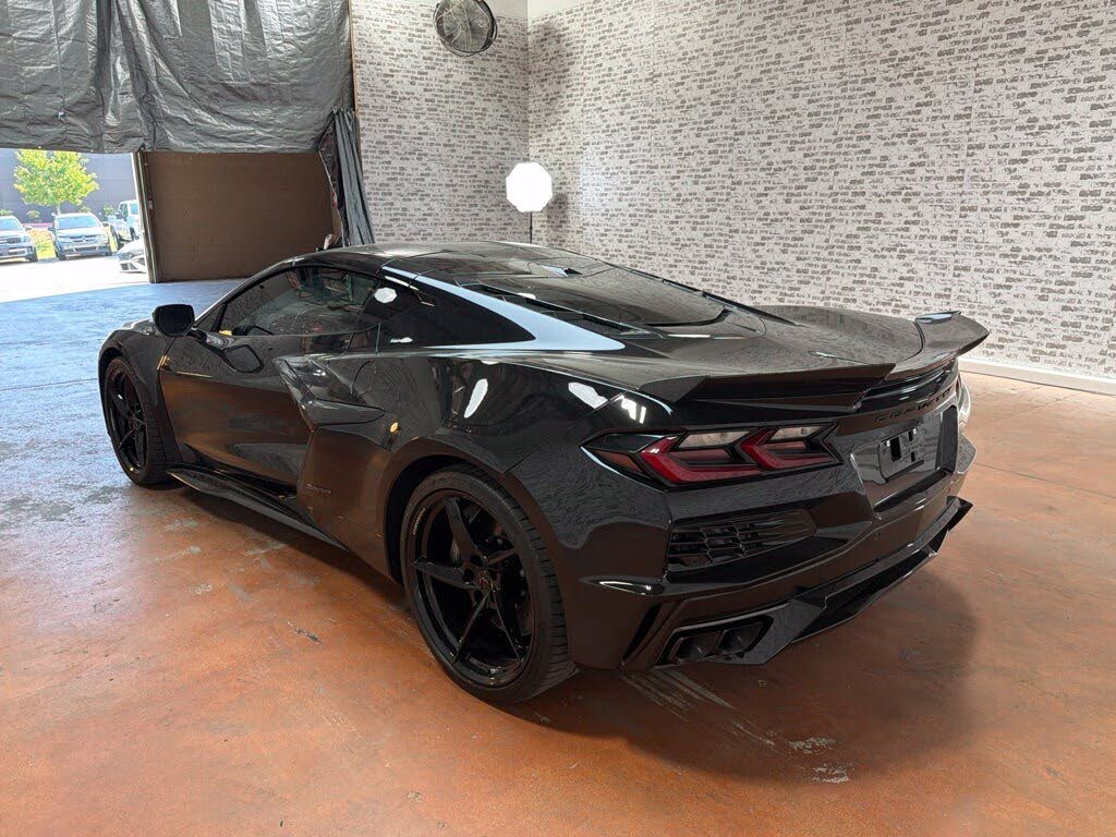 2025 Chevrolet Corvette Z06 3LZ Coupe RWD photo 5