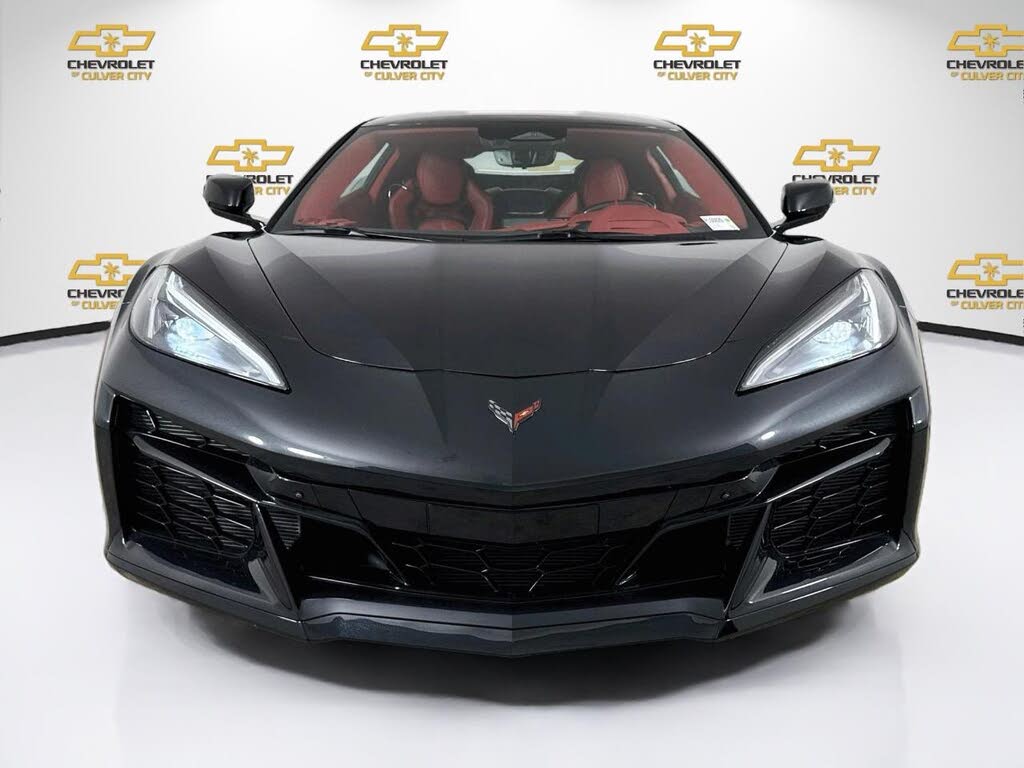 2024 Chevrolet Corvette Z06 3LZ Coupe RWD photo 2