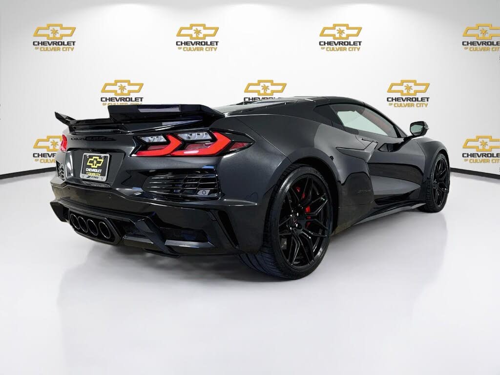 2024 Chevrolet Corvette Z06 3LZ Coupe RWD photo 8