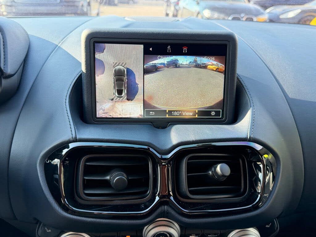 2020 Aston Martin Vantage RWD photo 19