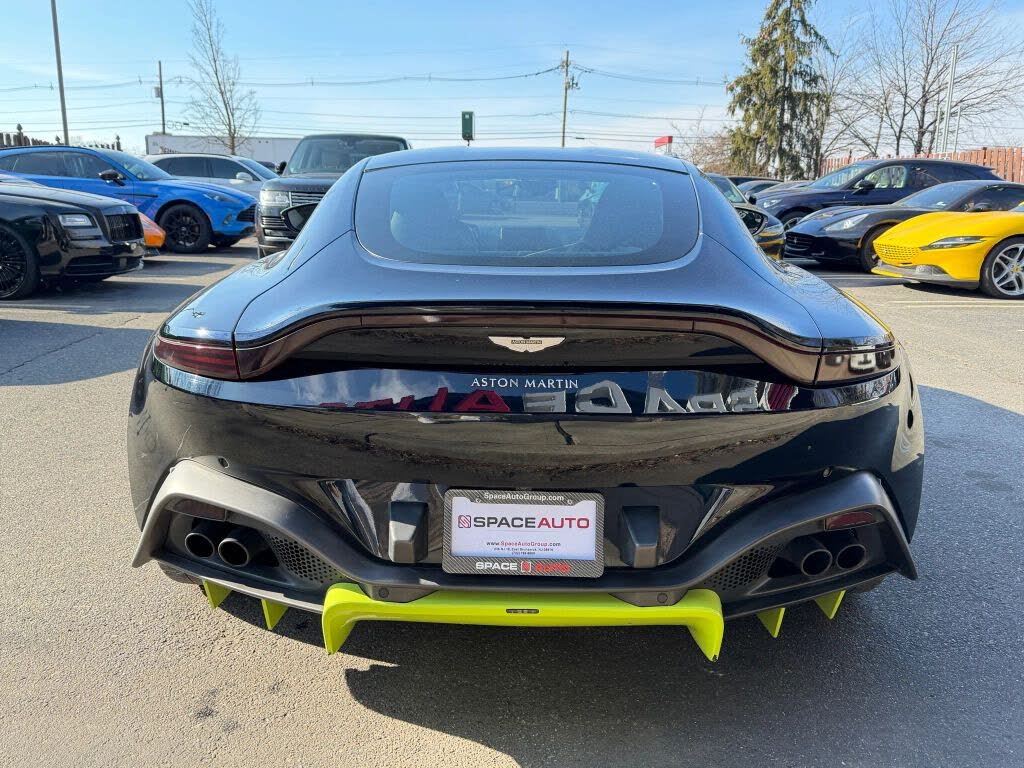 2020 Aston Martin Vantage RWD photo 7