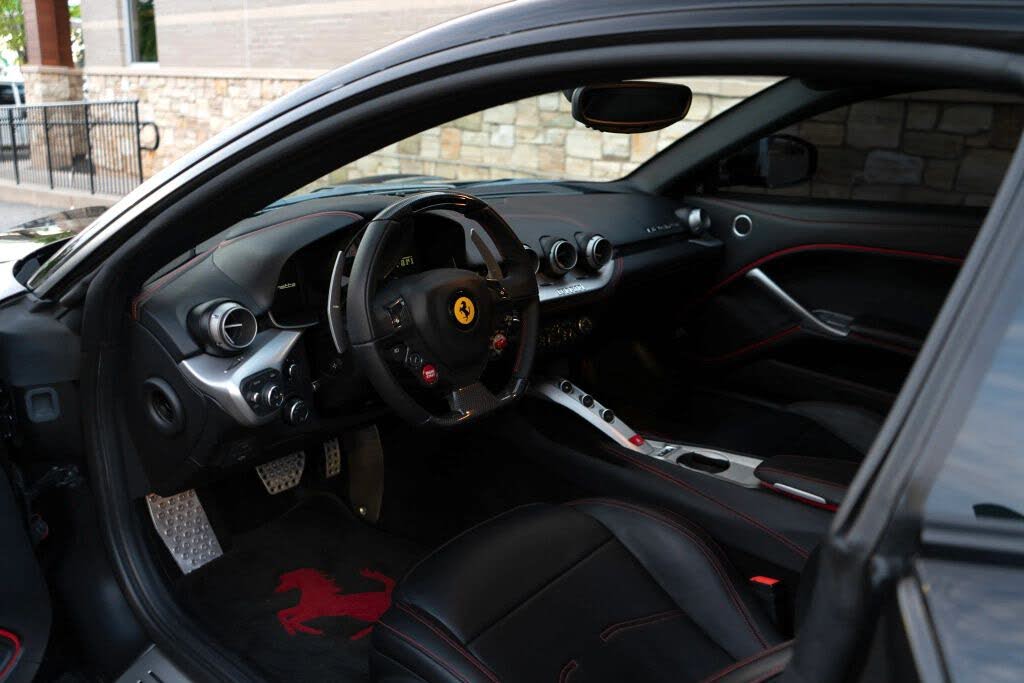 2015 Ferrari F12 Berlinetta Coupe photo 20