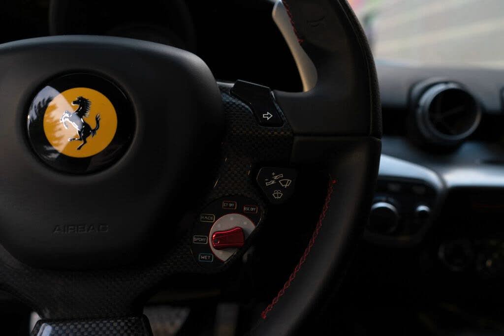 2015 Ferrari F12 Berlinetta Coupe photo 22