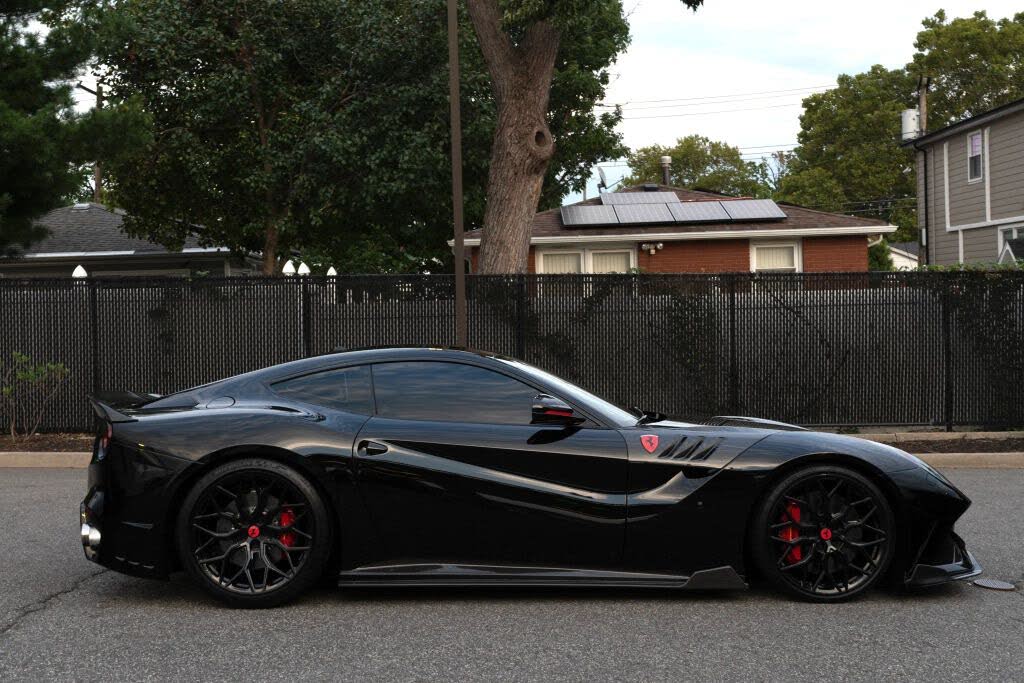 2015 Ferrari F12 Berlinetta Coupe photo 9