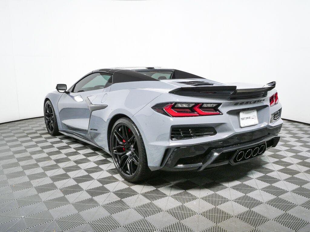 2024 Chevrolet Corvette Z06 3LZ Convertible RWD photo 3
