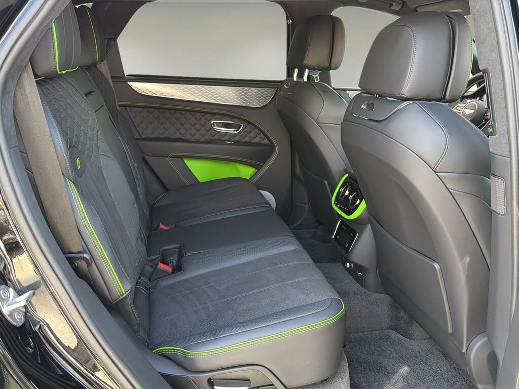 2025 Bentley Bentayga V8 AWD photo 20