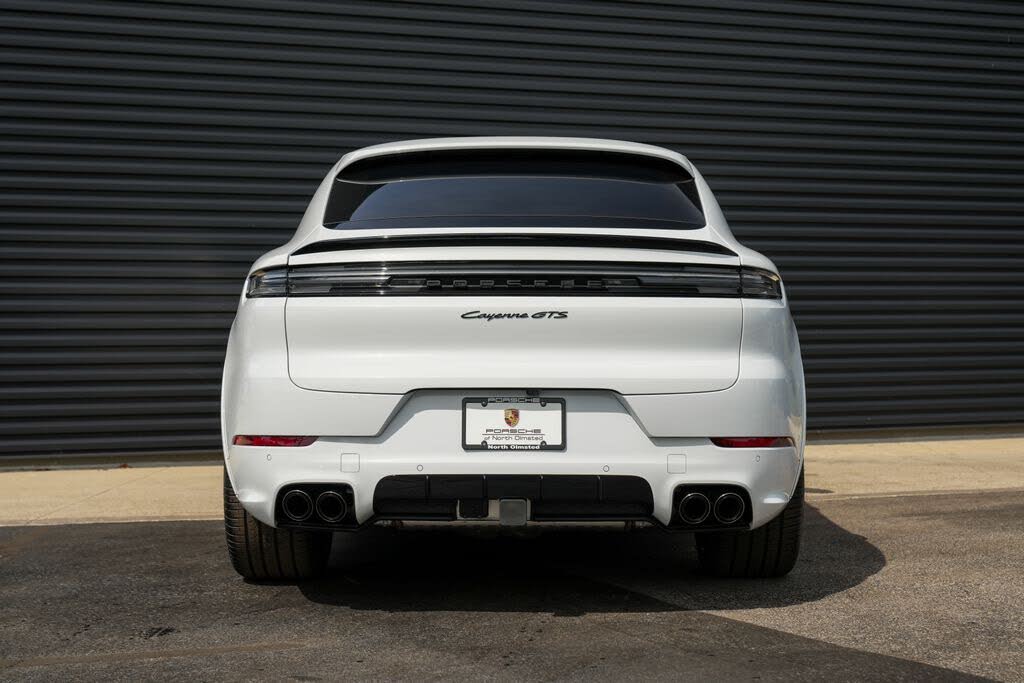 2026 Porsche Cayenne Coupe GTS AWD photo 15 of 24