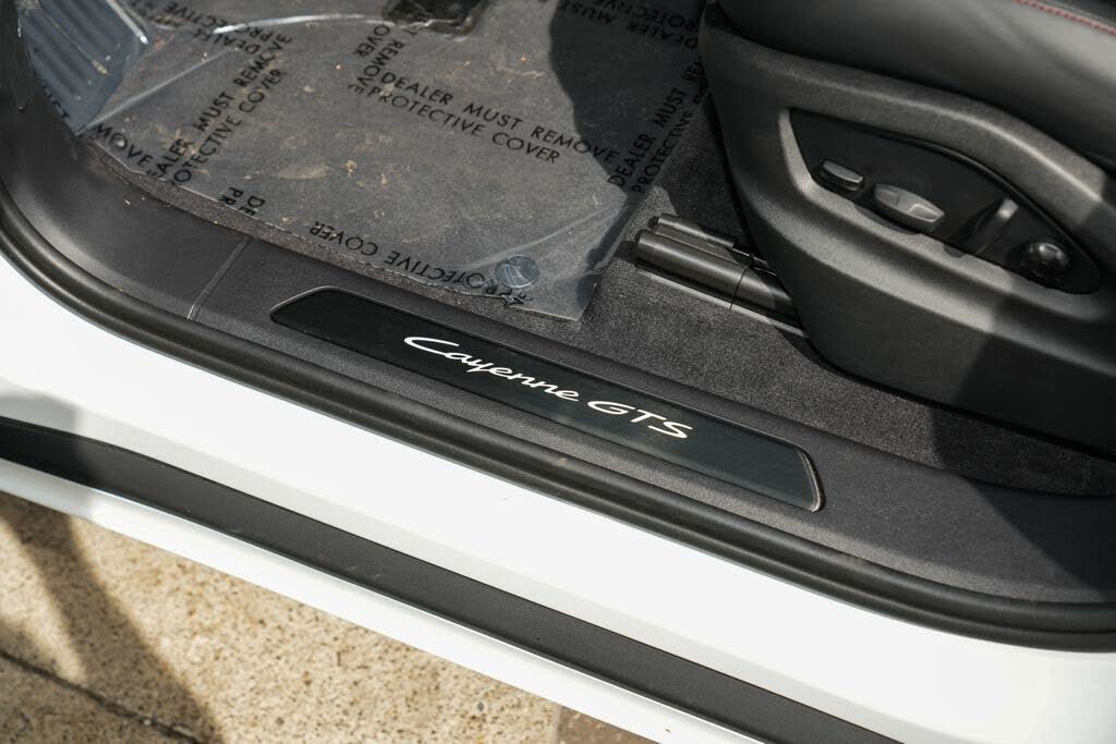 2026 Porsche Cayenne Coupe GTS AWD photo 21 of 24