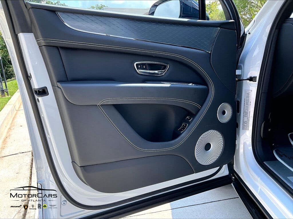 2025 Bentley Bentayga S V8 AWD photo 19