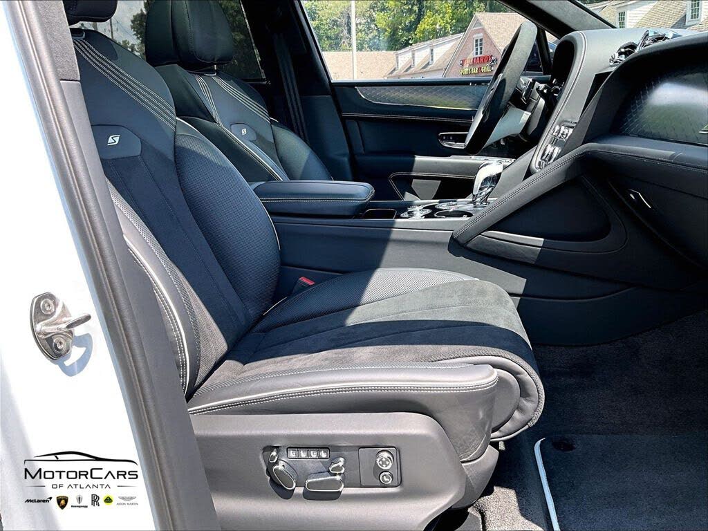 2025 Bentley Bentayga S V8 AWD photo 8