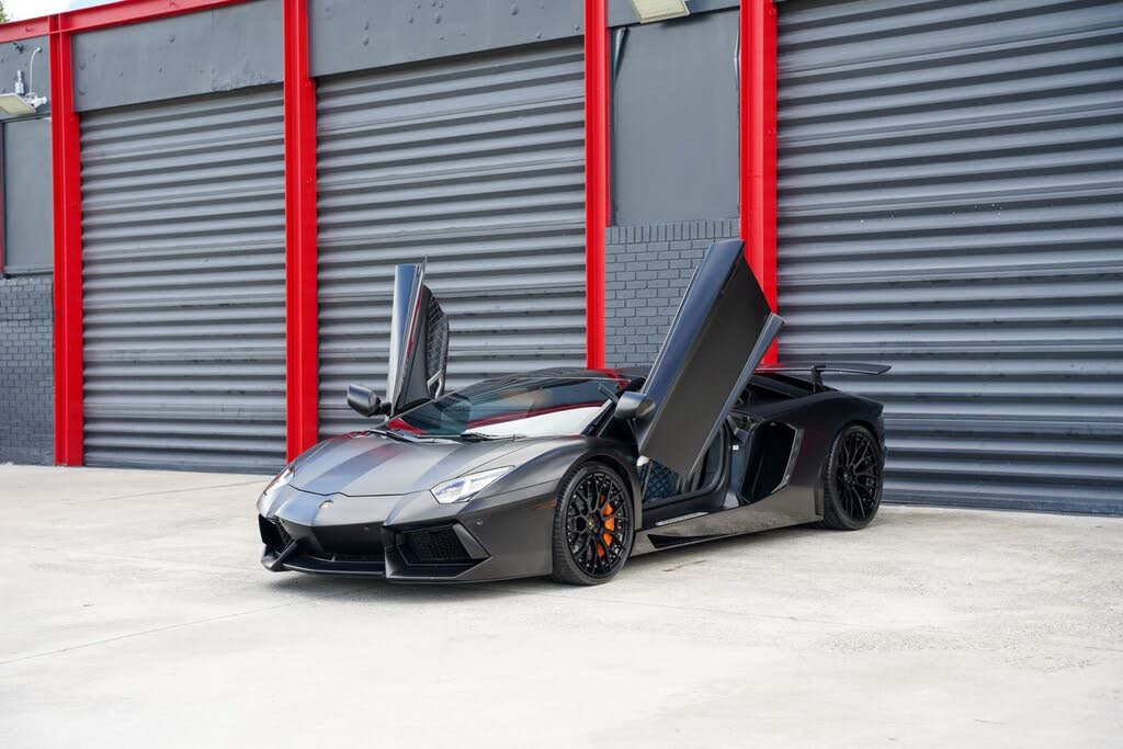 2015 Lamborghini Aventador LP 700-4