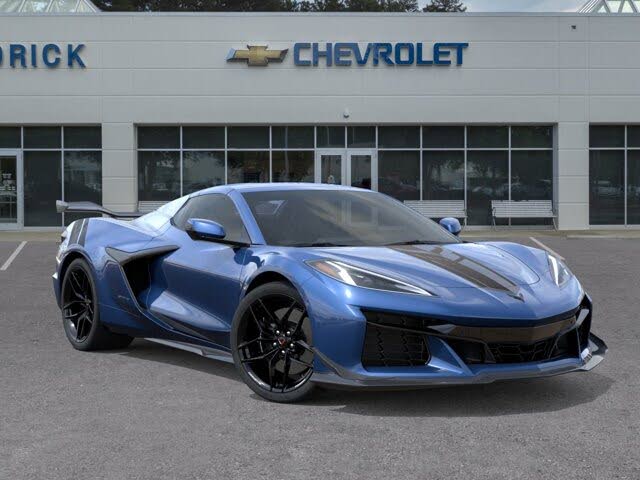 2027 Chevrolet Corvette Z06 3LZ Convertible RWD photo 9