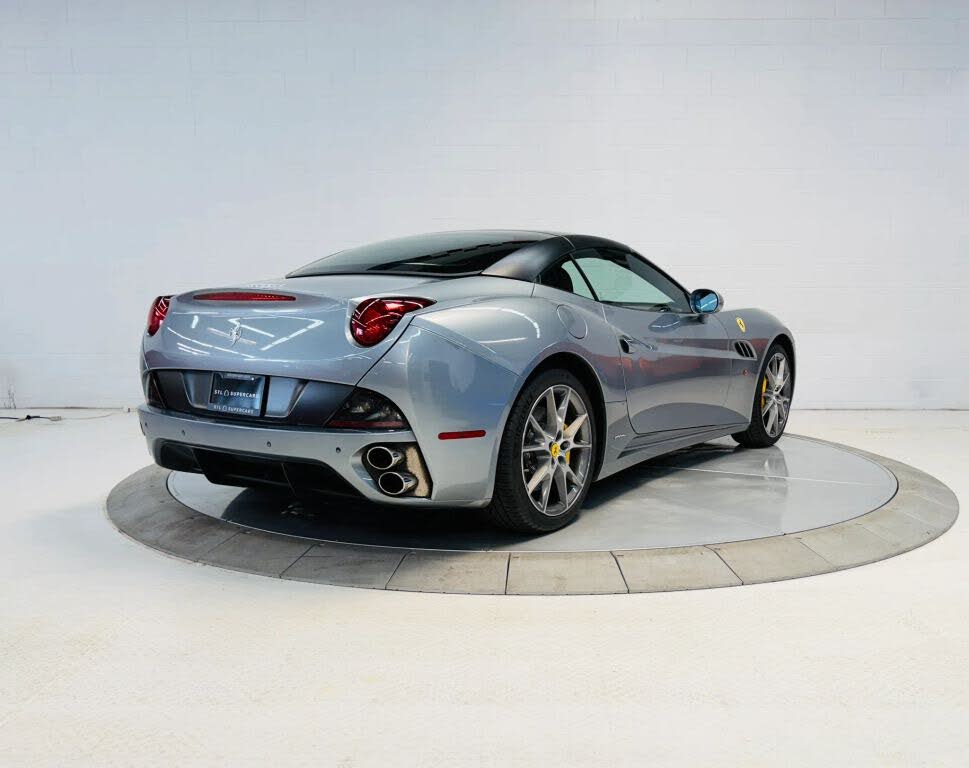 2010 Ferrari California GT Convertible photo 14