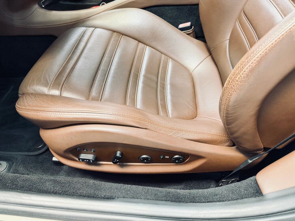 2010 Ferrari California GT Convertible photo 21