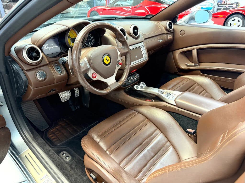 2010 Ferrari California GT Convertible photo 5