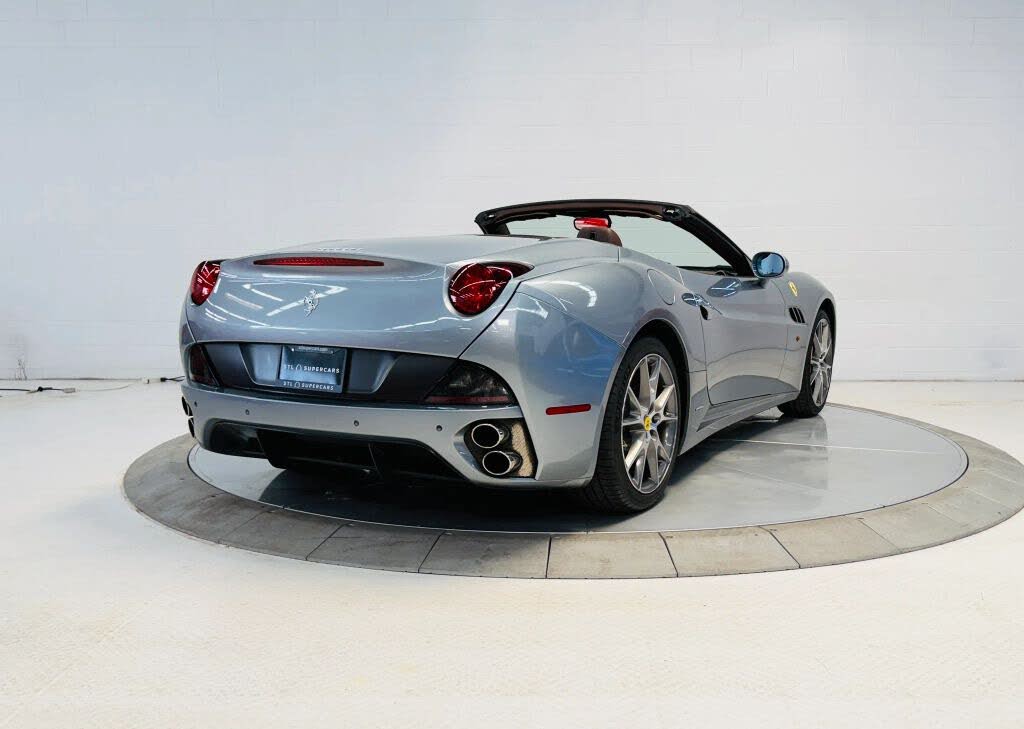 2010 Ferrari California GT Convertible photo 6