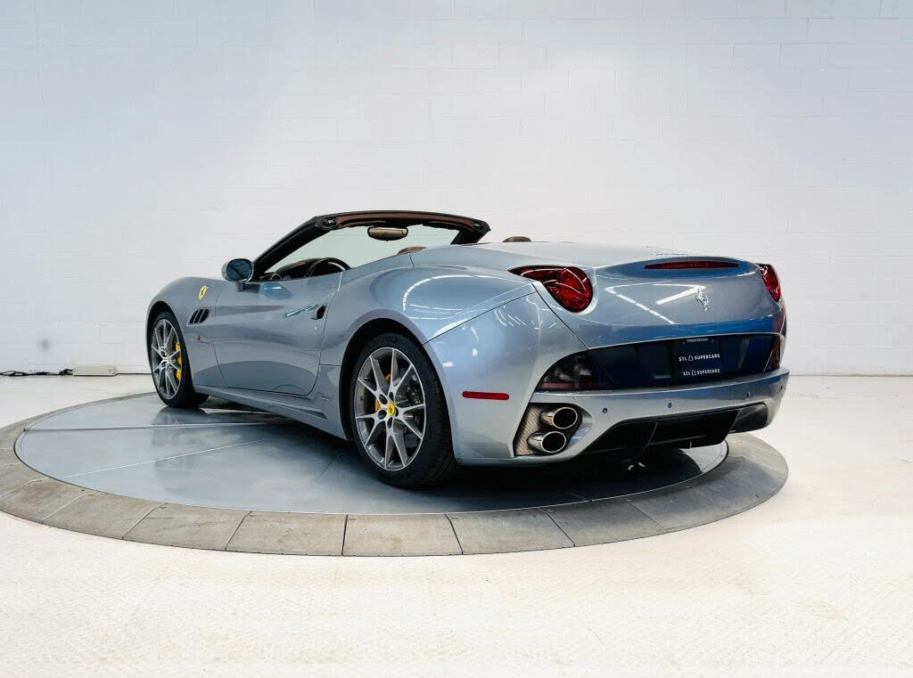 2010 Ferrari California GT Convertible photo 7
