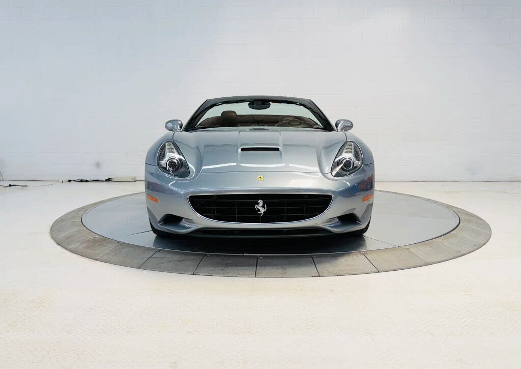 2010 Ferrari California GT Convertible photo 8