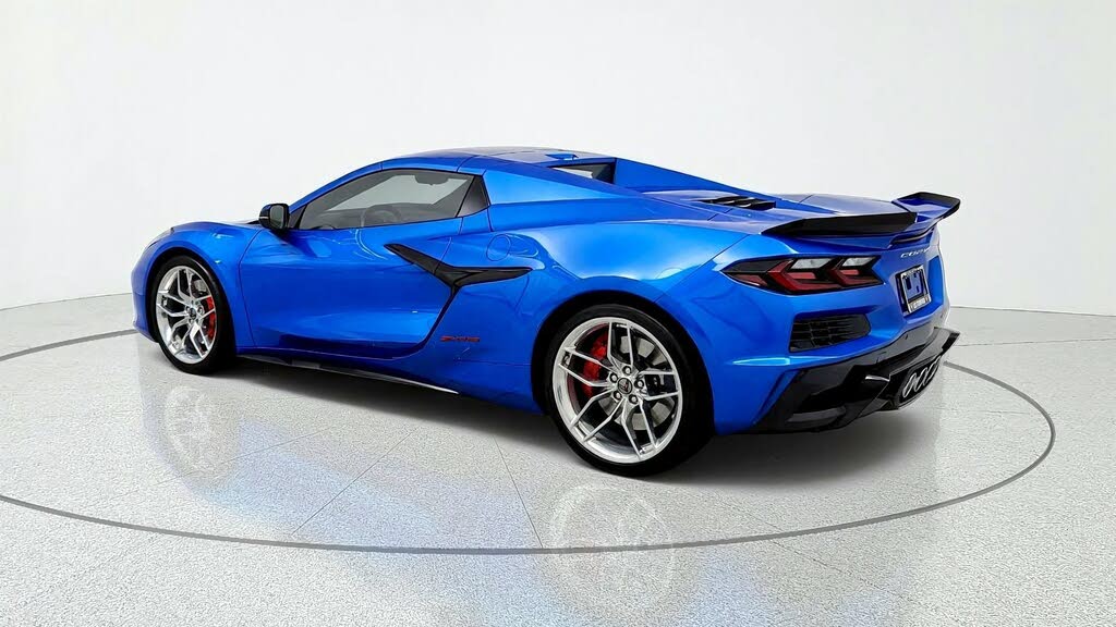 2024 Chevrolet Corvette Z06 2LZ Convertible RWD photo 3