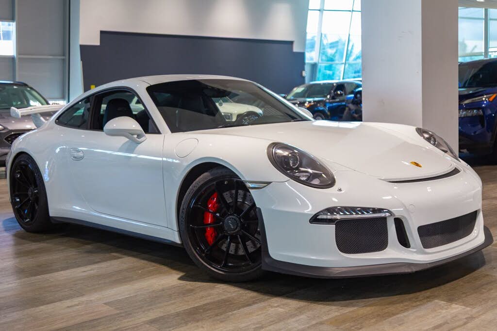 2015 Porsche 911 GT3 Coupe RWD