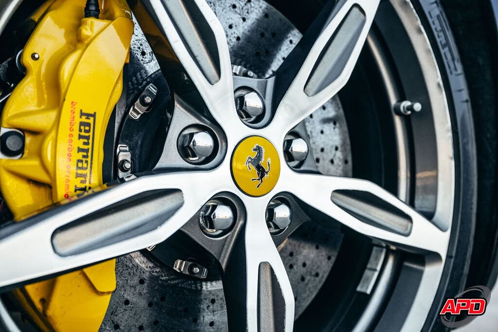 2014 Ferrari California Roadster photo 3
