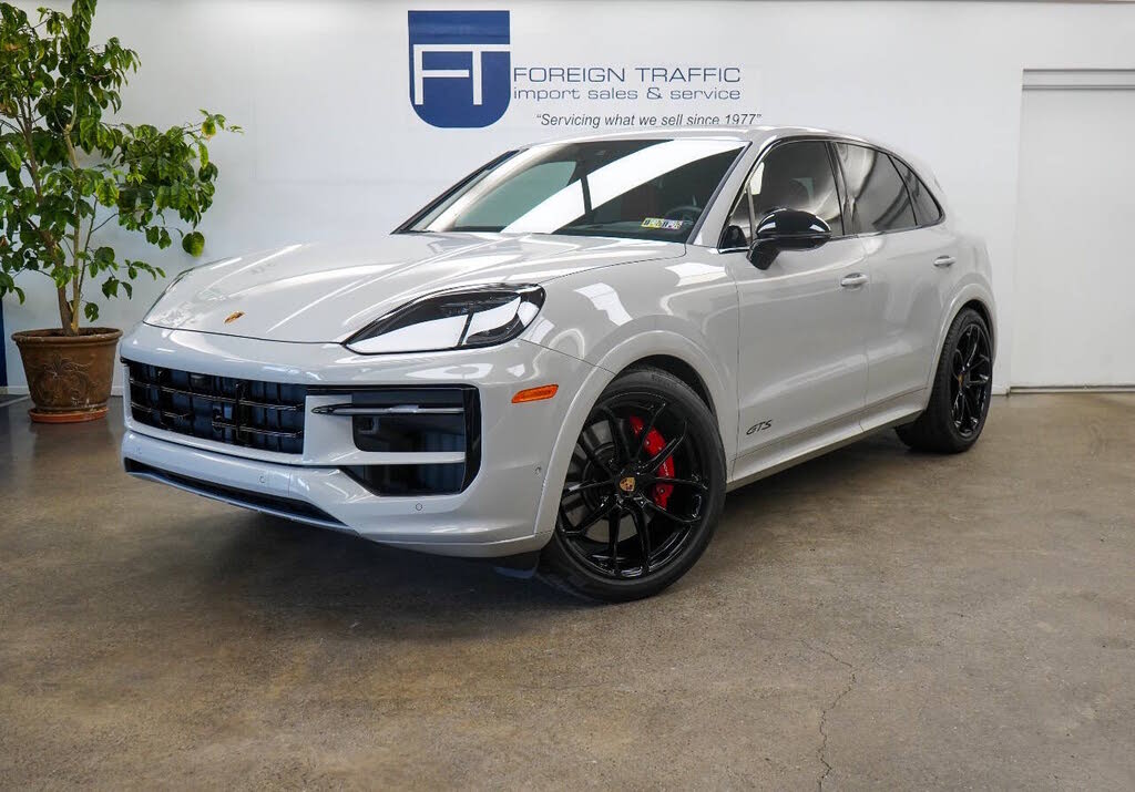2025 Porsche Cayenne GTS AWD