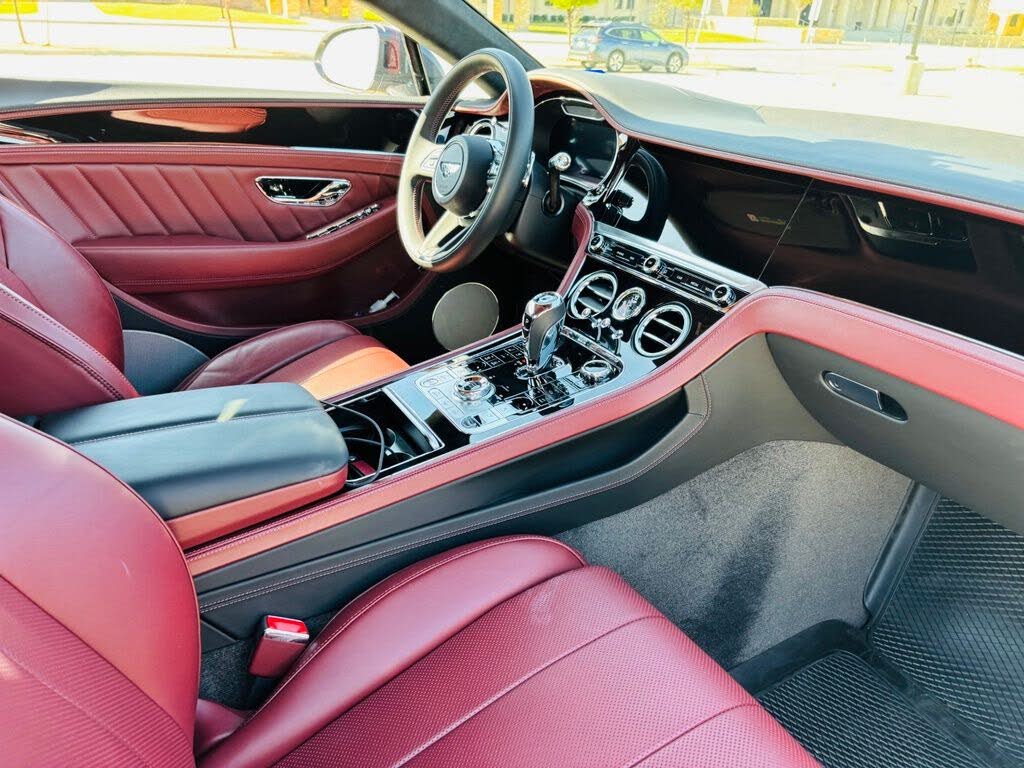 2024 Bentley Continental GT V8 AWD photo 11
