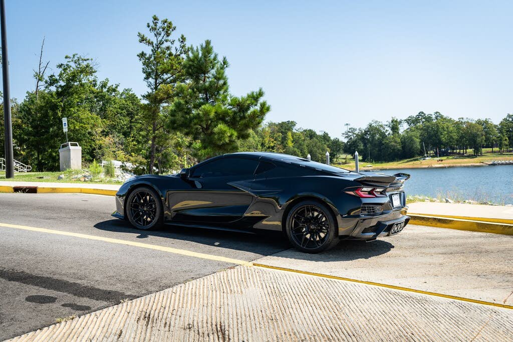 2023 Chevrolet Corvette Z06 3LZ Coupe RWD photo 12